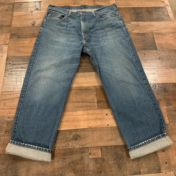 Levi’s 550 Relaxed Tapered Fit Jeans - Picture 3 of 8